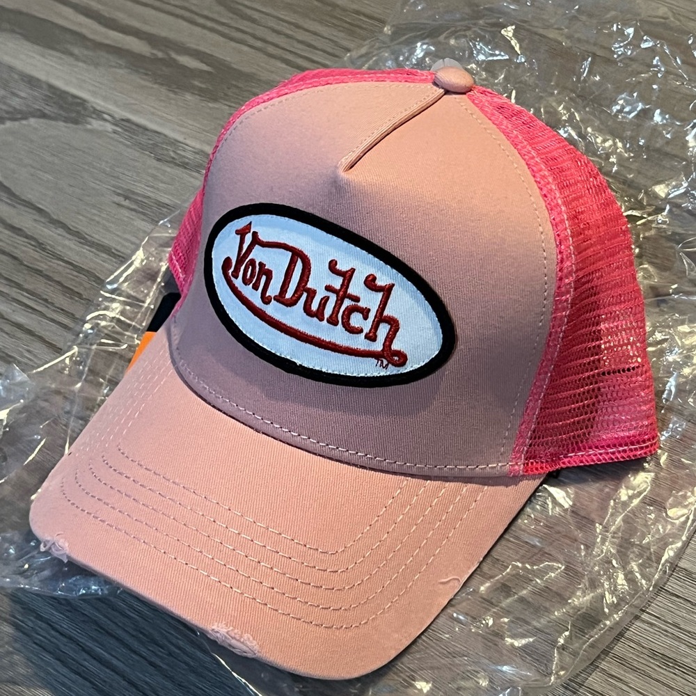 Von Dutch Pink Mesh Cap